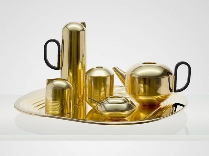 moderný čajový servis v zlatom vzhľade-luxusný doplnok-FORMA ČAJ od Toma Dixona moderný čajový servis v zlatej optike-luxusné príslušenstvo-FORMA-ČAJ-Tom-Dixon