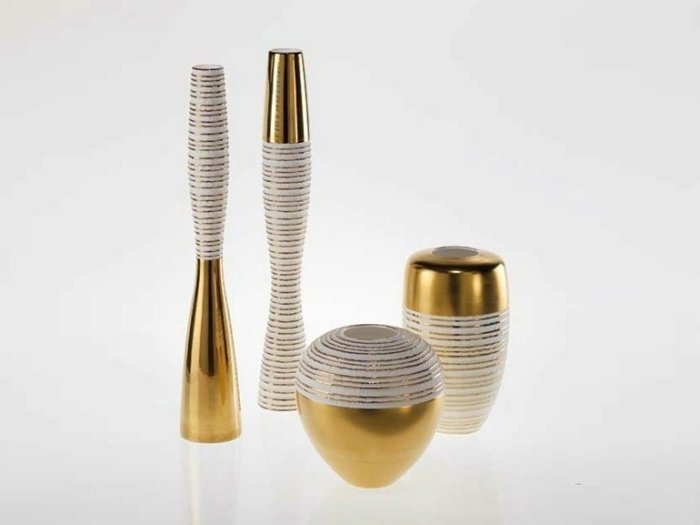 Neobvyklé porcelánové vázy so zlatými prvkami-ANTITÉZA od Fos Ceramiche Efektné bytové doplnky-porcelánová váza-sada-zlaté prvky-ANTITÉZA-Fos-Ceramiche
