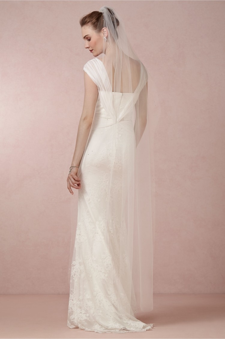 svadobné účesy-dlhý závoj-updo-vlasy drdol