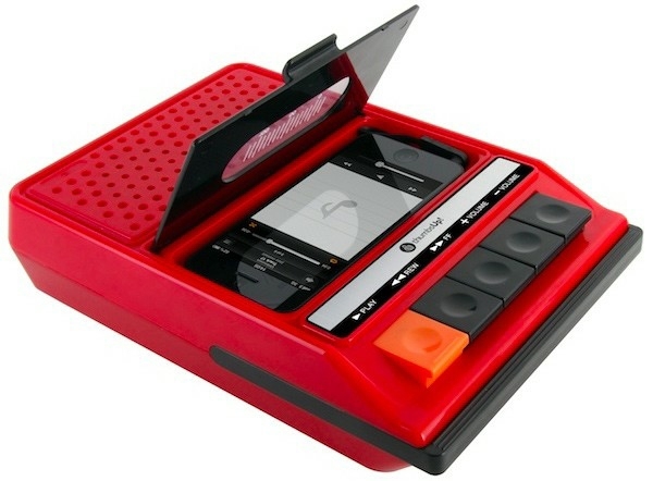 kazetový magnetofón iphone nápad na darček vianočné narodeniny kazetový magnetofón iphone nápad na darček darček vianočné narodeniny