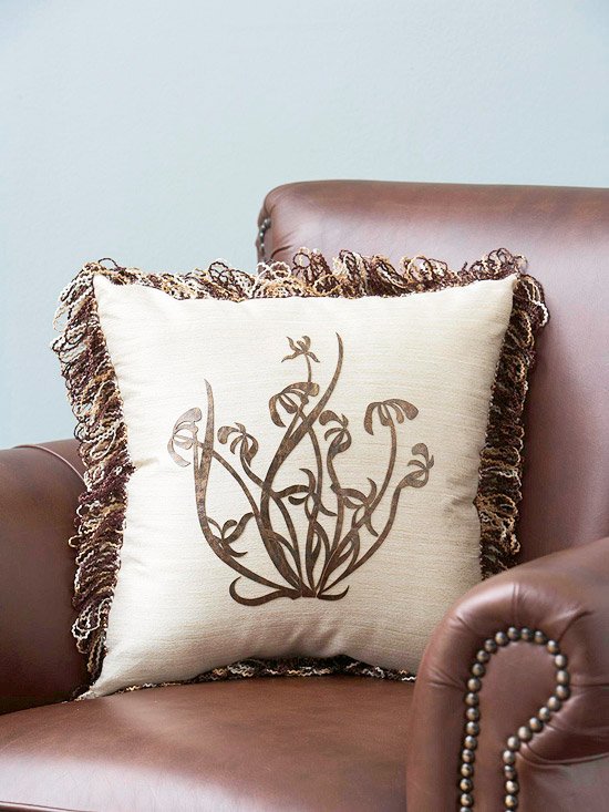 béžovo hnedé farebné nápady na dekoračné vankúše na sedenie
