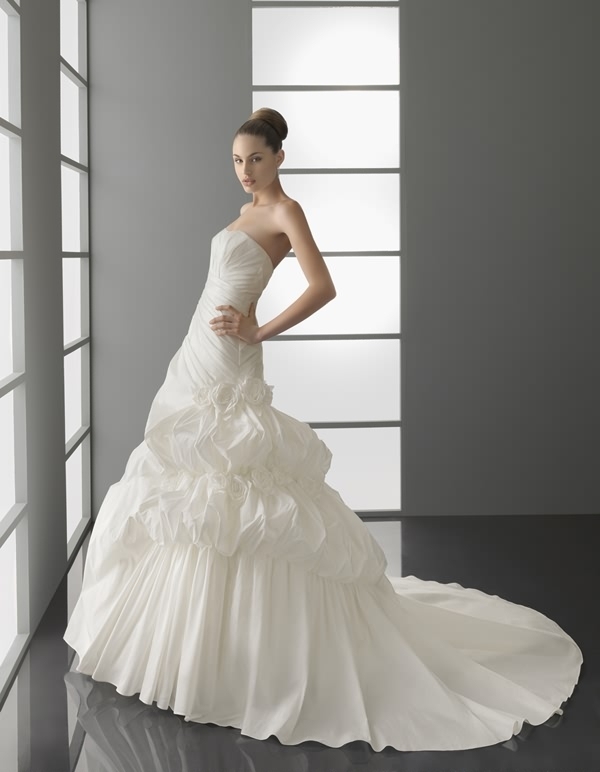 princezné-šaty-závesy-nevesty-ruže-biele