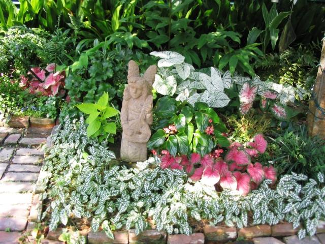 tieň rastliny malá záhrada myšlienka socha anjela