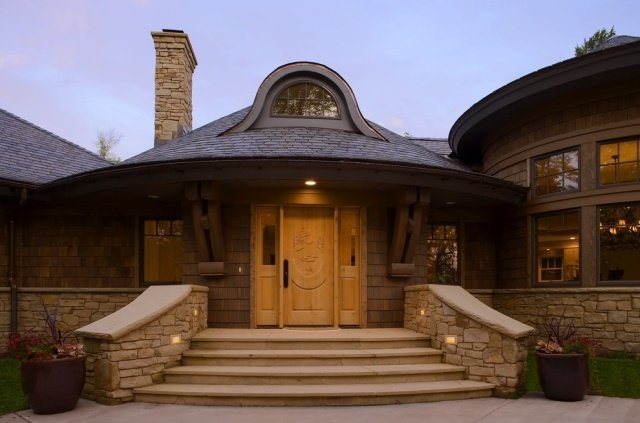 osvetlenie schodiska kamenné schody líca zapustené osvetlenie vchod Osvetlenie schodiska mimo kamenné schody líca zapustené svetlá vchod