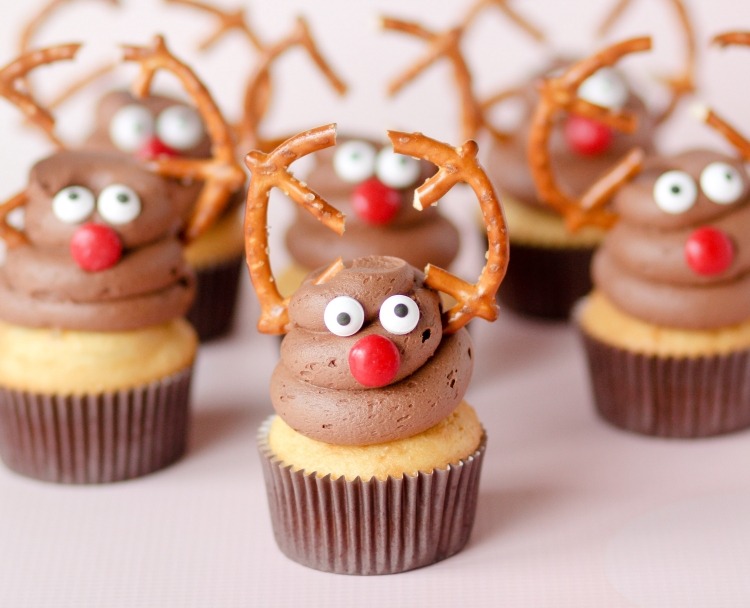 vianočné košíčky-vanilkové-muffiny-čokoládové-krémové