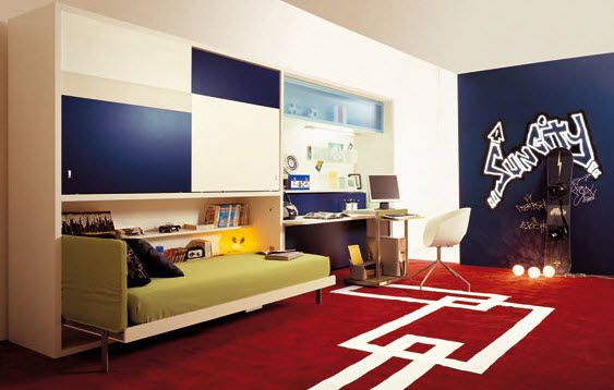 chlapčenská detská izba koberec červená Clei klein dekorácia na stenu