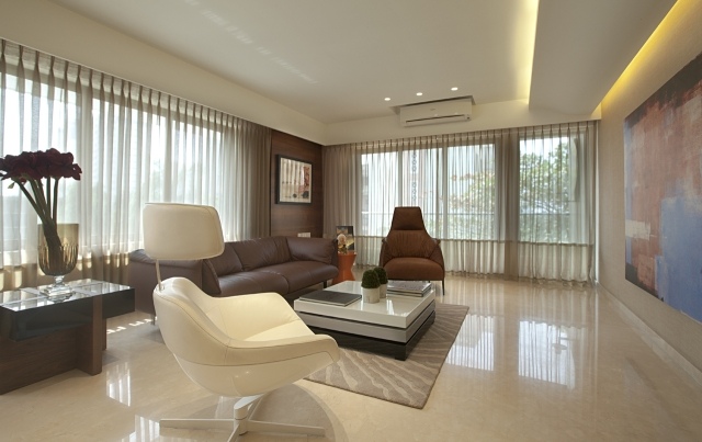 obývacia izba hnedá krémová kožená sedačka dláždená podlaha obývacia izba-hnedo-krémovo-kožená sedačka-dláždená podlaha