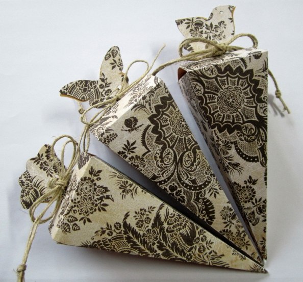 taška s motýľom na svadobnú výzdobu