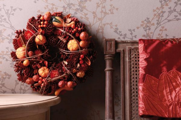 ozdoba na jesenný veniec šišky mini tekvice nápady na výzdobu jesenného venca šišky mini tekvice