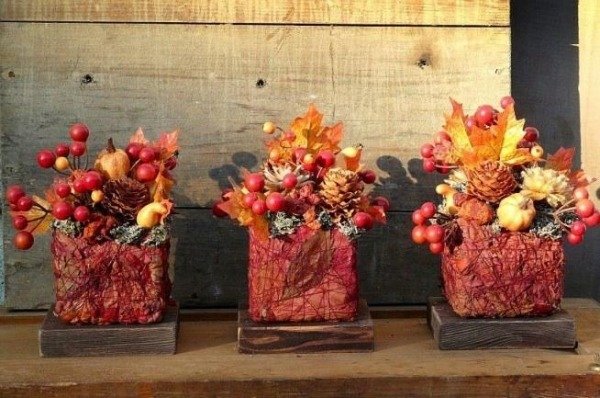 zostaviť jesenné úpravy listy kužele vetvy mini jesenné úpravy skladajú listy šišky konáre