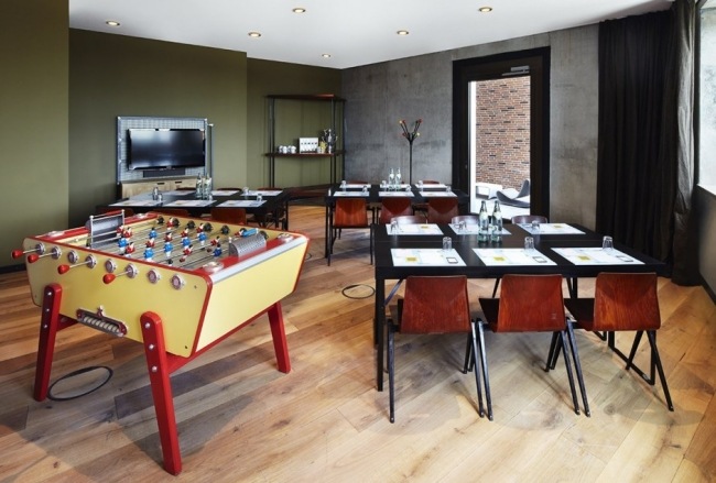 25 -hodinový hamburg konferenčná miestnosť stolný futbal 25 -hodinový hotel hamburg konferenčná miestnosť stolný futbal