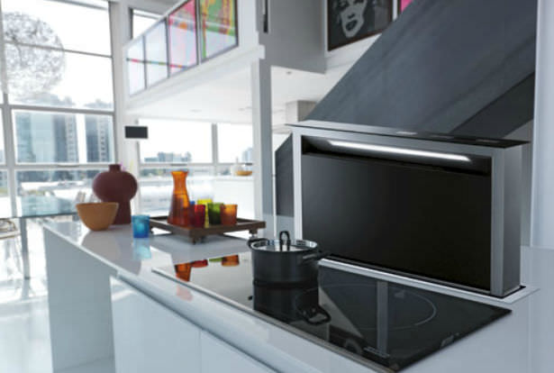 Odsávače pár navrhujú modernú ľahkú varnú dosku FRANKE