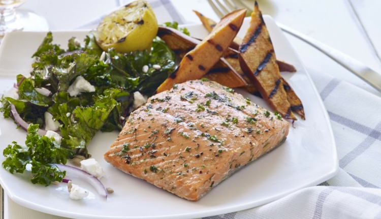 fitness-recepty-losos-sladké zemiaky-ryba-korenie-rozmarín