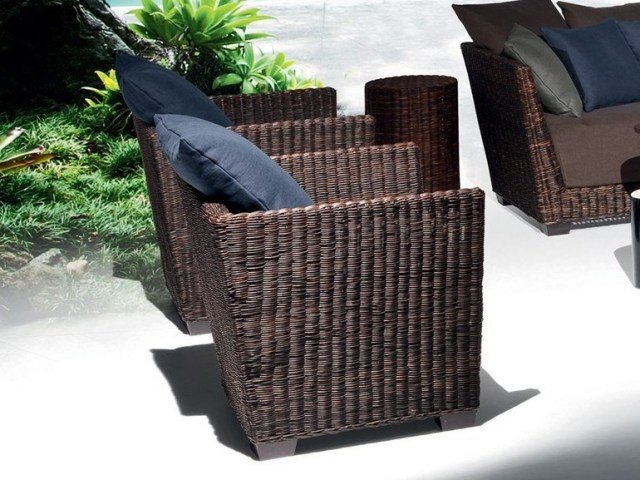 záhradné kreslo ratanové podrúčky ČIERNE 05 Gervasoni záhradné kreslo dizajn ratanové podrúčky ČIERNE 05 Gervasoni