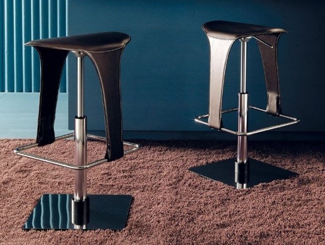 Dizajnová kožená barová stolička Paolo Chiantini OLÈ Esedr Prospettive Barová stolička Paolo Chiantini OLÈ Esedr Prospettive
