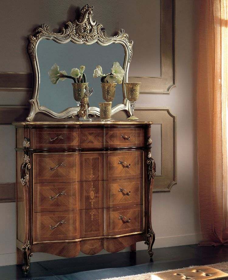 dizajn-nábytok-komoda-drevo-zlato-zrkadlo-biele-zlaté-okuliare