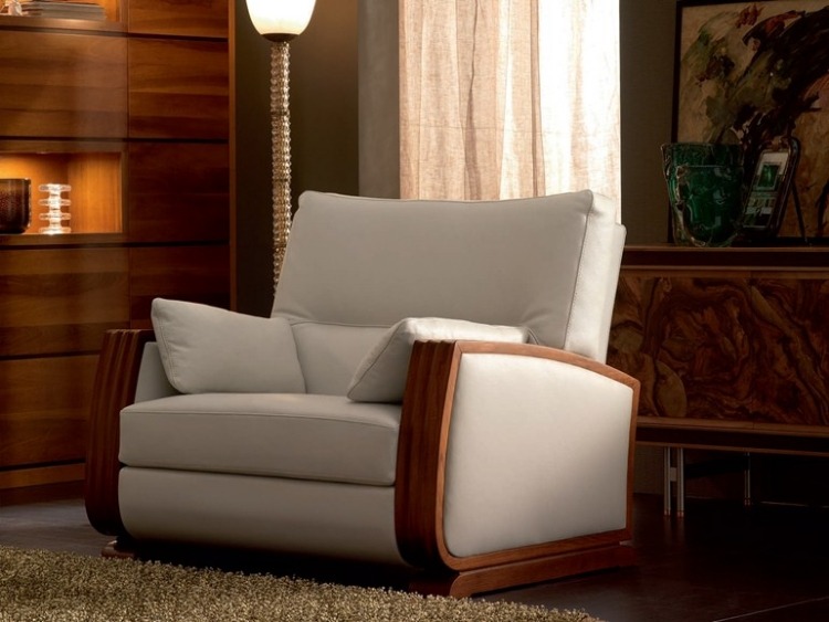 Pohodlné dizajnové kreslo do oblasti krbu-ELETTRA DAY od Cantiero Dizajnérsko-kreslo-krbová časť-čalúnené-masívne drevené kreslo-ELETTRA-DAY-Kreslo-Cantiero