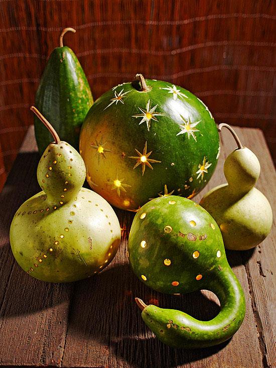 Tekvice vyrezávajú jesennú náladu