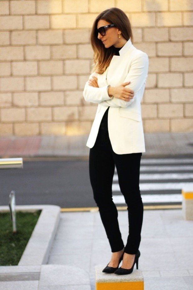 white-blazer-black-pants-street-idea