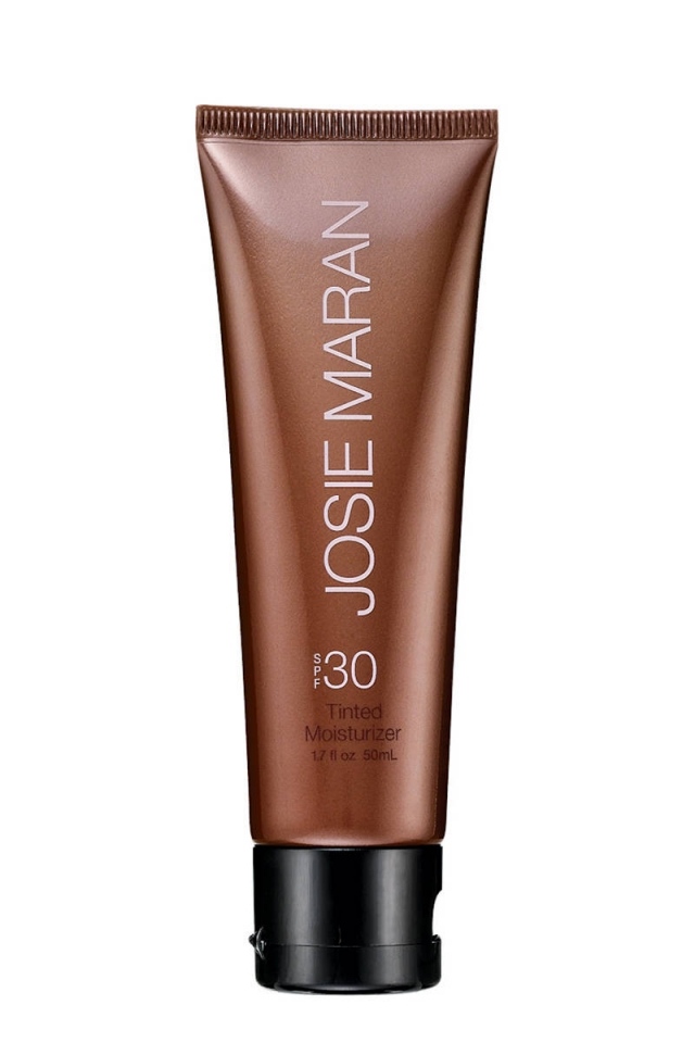 Najlepší základný náter pre rok 2009 elle-14-josie-maran-podkladový make-up