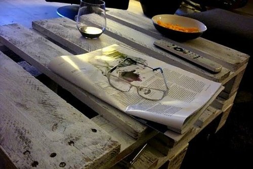 Stolové drevené palety