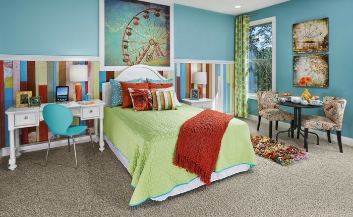 nastavte si samolepky na stenu zelenomodrej farby