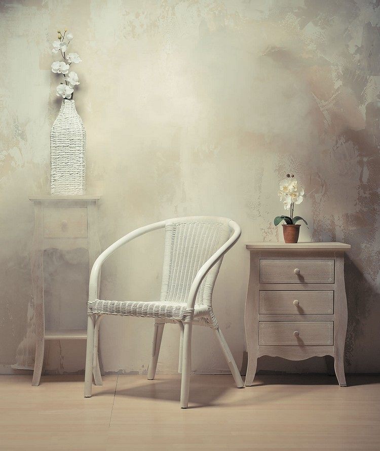 Efektná farba v krémových tónoch v štýle shabby chic kreatívne-obývacie nápady-dizajn-steny-farba-ošumelé-šik-patina-san-marco