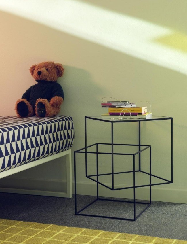 dizajnové nočné stolíky metal black lines cappellini dizajn nočného stolíka metal black lines cappellini