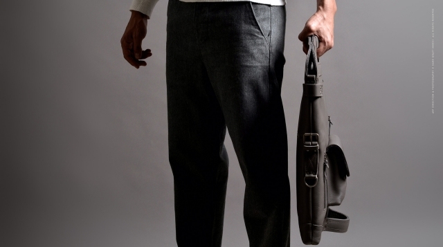 2násobná kožená taška na notebook rôzne možnosti nosenia 2unfold-kožená-taška na notebook-rôzne-možnosti nosenia