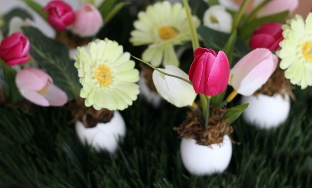 Vázy na veľkonočné škrupiny vázy tulipány gardénia urobte sami