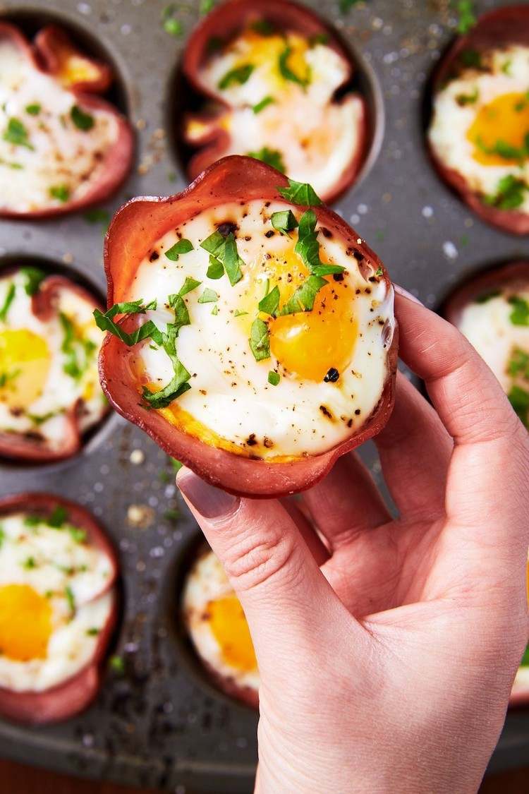 Vaječné muffiny so šunkou Recept na raňajkové suroviny 3