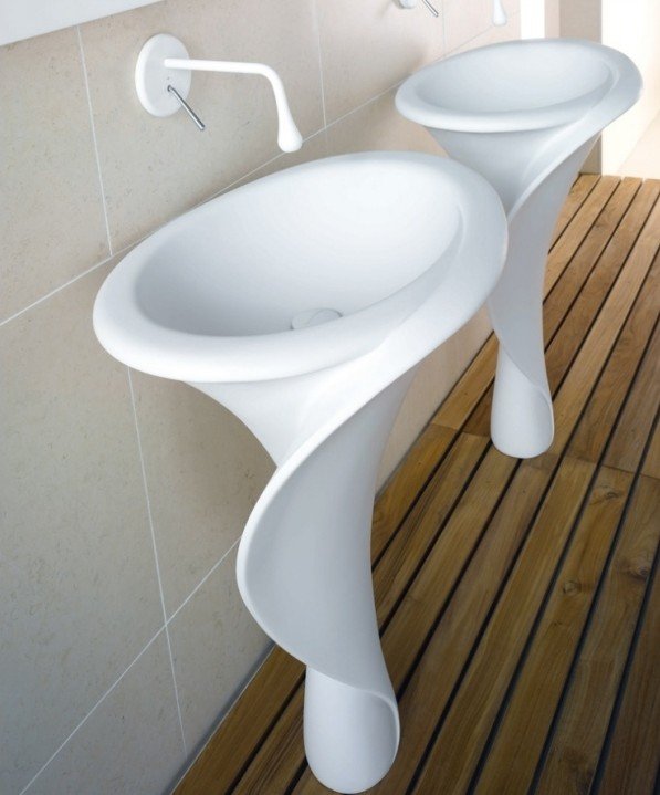 Biele umývadlo-plast v inovatívnej forme Calla-Mastella, dizajnový stĺpik, voľne stojaca Cristalplant Umývadlový plast, trojrozmerný, zakrivený tvar Calla-Mastella Design voľne stojaca kryštalička