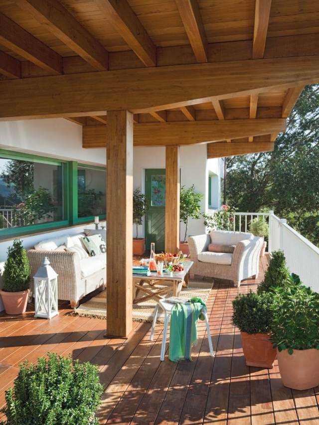 dizajn terasy Toskánsko vkus drevená podlaha krytina zelené rastliny dekorácia dizajn terasy-Toskánsko-vkus-drevená podlaha-strešná krytina-zelené-rastliny-deco