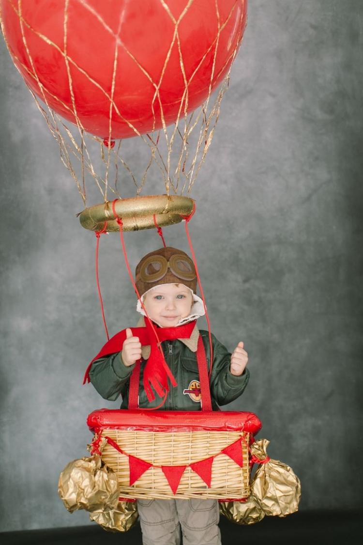 Staňte sa balónovým pilotom - nápad na kostýmy karnevalové kostýmy-deti-líčenie-drotárstvo-nápady-balón-košík-kreatívne