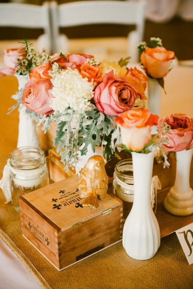 dekorácia stola svadba vinobranie vkus ruže vázy zlatý vták dekorácia stolu-svadba-vinobranie-vkus-ruže-vázy-zlatý vtáčik