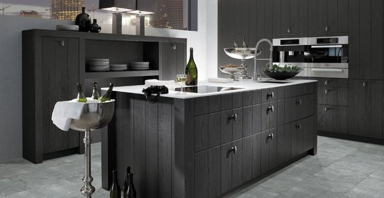 elegantný dizajn v tmavých farbách - model Merino R15 grafit moderný-schroder-koláč-elegantný-sivý-vzhľad-dreva-model-merino-r15-grafit