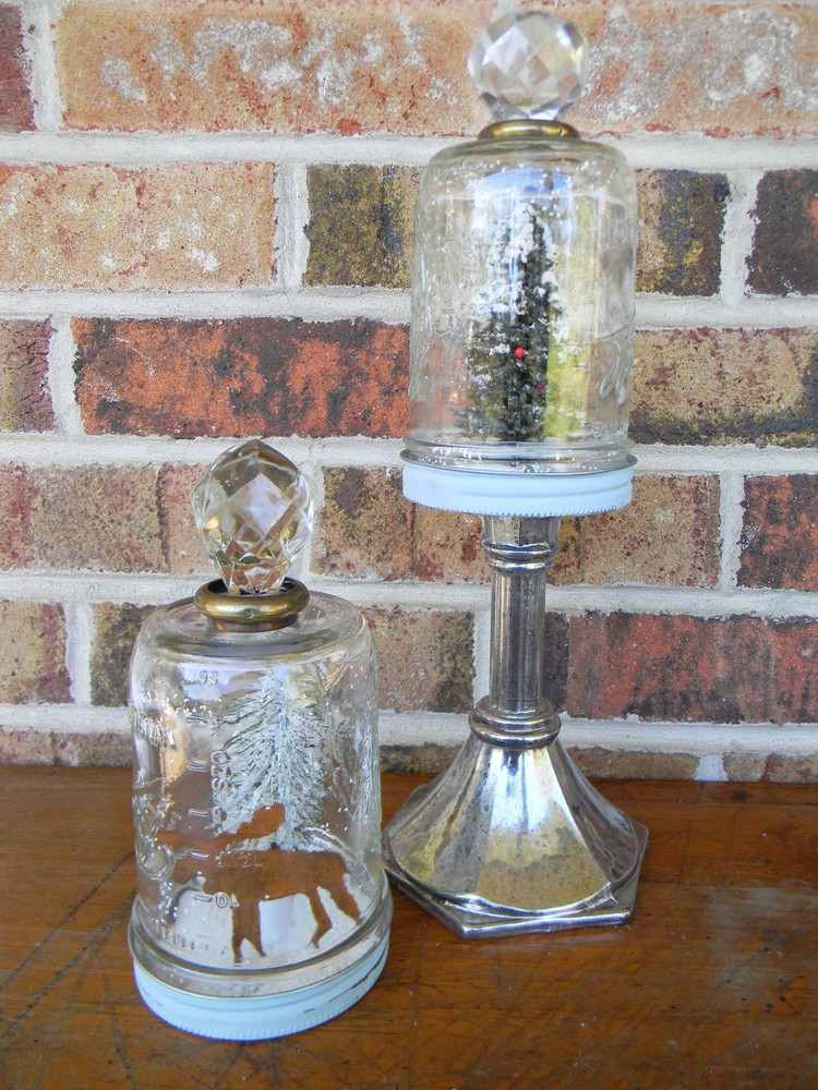 Vyrobte si snehovú guľu sami - ozdobenú držadlami zásuviek vianočné dekorácie-nápady-sklo-sneh-glóbus-staré-zásuvky-úchytky-svietniky