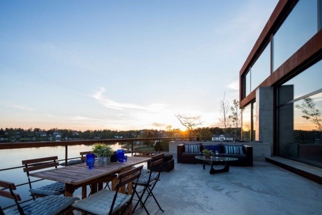 terasa jedálenský kút obývací priestor drevený jedálenský stôl terasa-jedálenský-salónik-priestor-drevený-jedálenský stôl