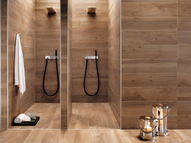 nápady do kúpeľne-obklady-drevo-vzhľad-teplé-drevo-tón-sprchy
