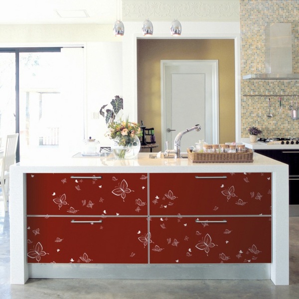 Samolepky na stenu do kuchyne červené skrinky biele motýle červené skrinky biele motýle kuchynský ostrov