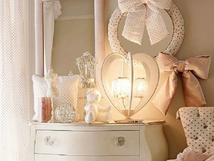 nočný stolík-detská izba-tvar srdca-VICKY-Dolfi