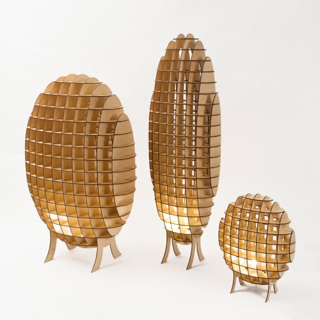 Moderné-podlahové-žiarovky-štruktúra-Lampyridae-zbierka-Monica-Correia