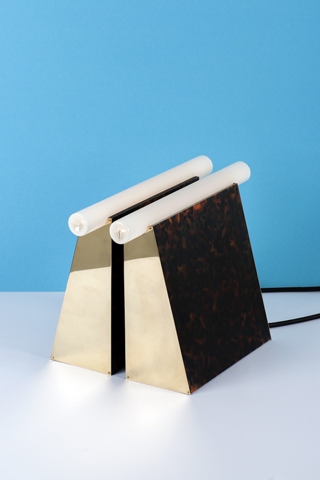 Moderná stolná lampa-Acapulco-Joséphine-Choquet-Virgile-Thévoz-Design