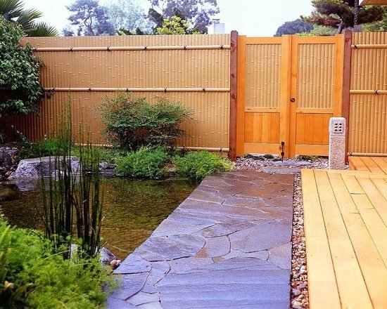 Bambusový plot súkromná obrazovka záhradná brána z prírodného kameňa