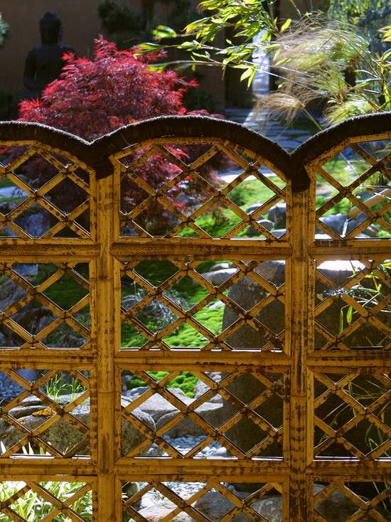 Rozložte záhradu, zarámujte bambus, uviažte lišajník