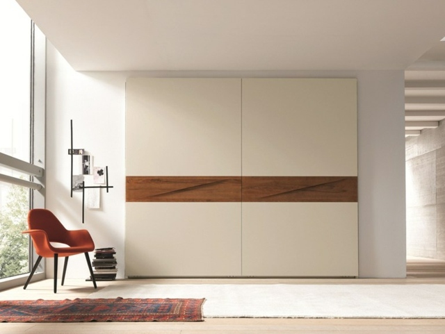 Šatňa drevené detaily vybavenie spálne Sma Mobili