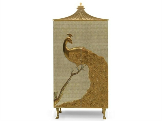 zlaté detaily nápady na dizajn šatníka páva Koket