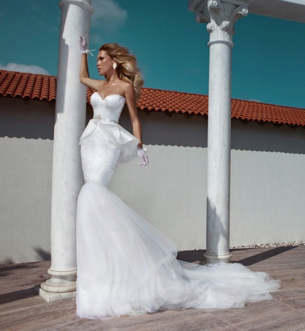 morská panna svadobné šaty biele dlhé srdce výstrih mimo rameno Morská panna-svadobné-šaty-biele-dlhé-výstrih-srdce-bez ramienok