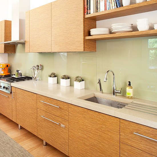 Kuchynské skrinky Idea trávovo zelenej farby