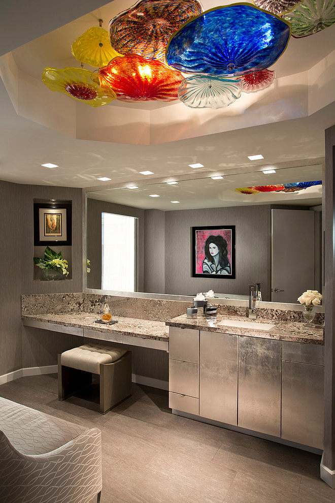 luxusná kúpeľňa-zaujímavý-stropný dizajn-žula-márnosť-top